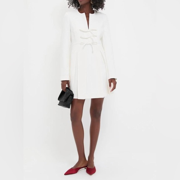 Tuckernuck Dresses & Skirts - *NEW* Tuckernuck White Crepe Blair Bow Coat Dress